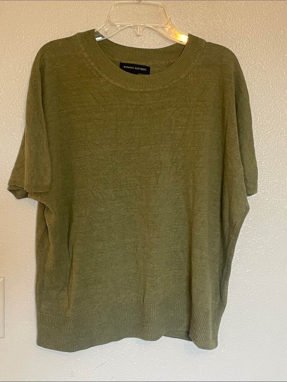 Banana Republic Olive Green Crewneck Short Sleeve Knit Top
